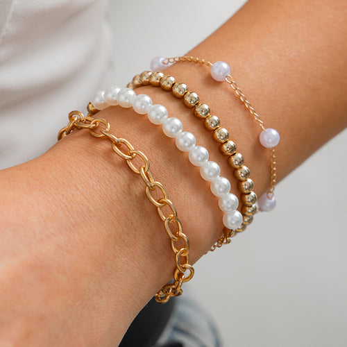 Fashionable Bracelet Beaded Bracelet Set with a Pearl like Style