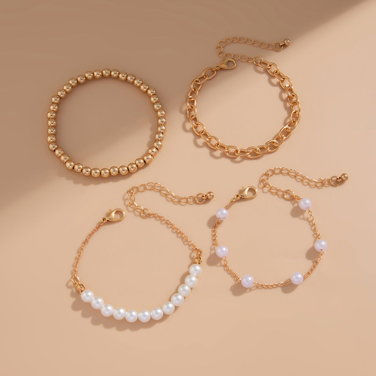 Fashionable Bracelet Beaded Bracelet Set with a Pearl like Style